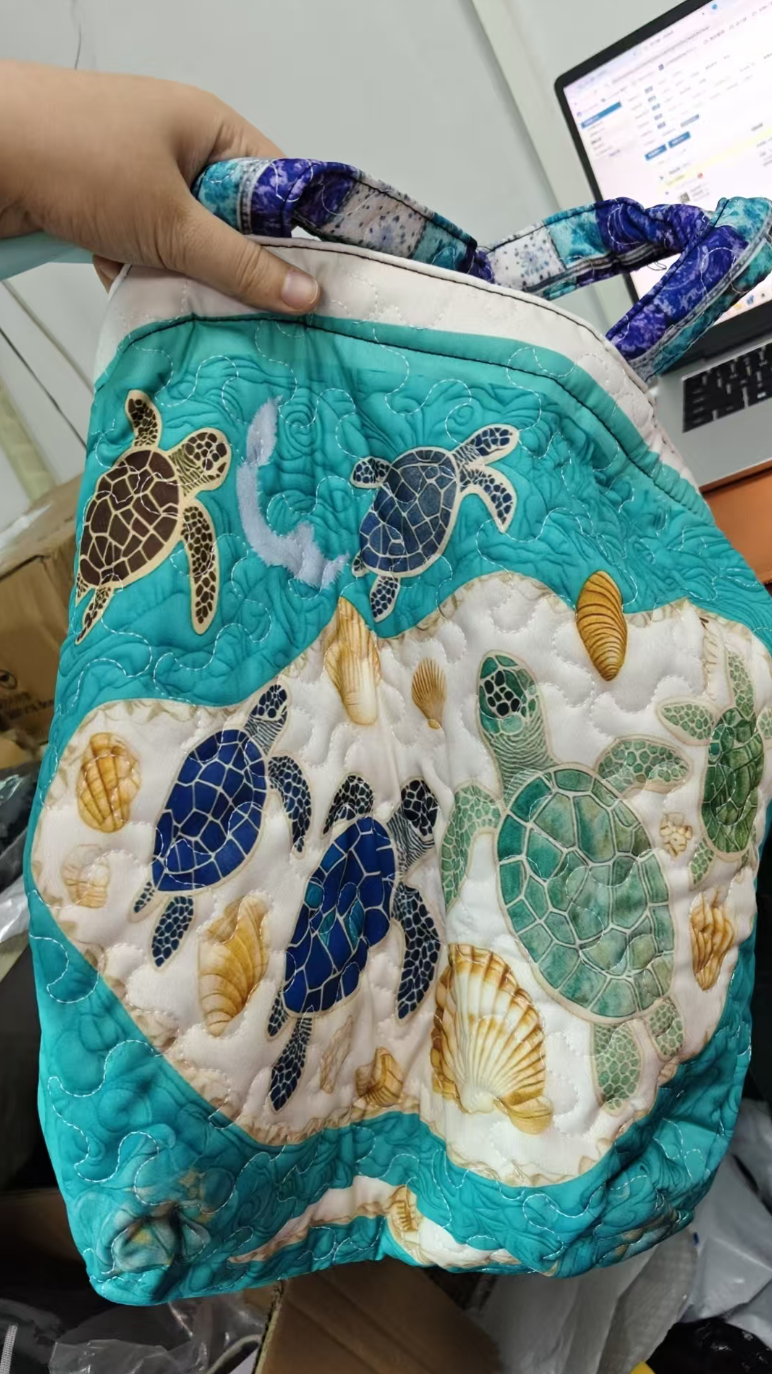 Quilted Tote Bag – Sea Turtles & Seashells